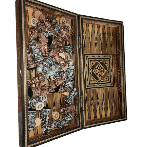 VINTAGE MOSIAC WOOD INLAYED CHESS BACKGAMMON FOLDING GAME SET - Picture 7 of 12
